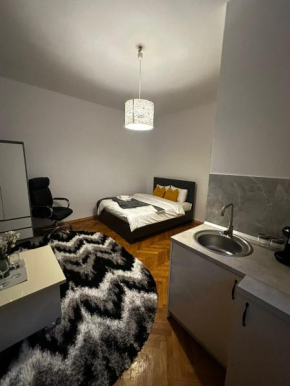 Popi Studio 1 Braşov